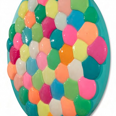 <em><strong>Aftertaste, 2020, Acrylic paint, mixed media, silicone on canvas, D 100 cm</strong></em>, 