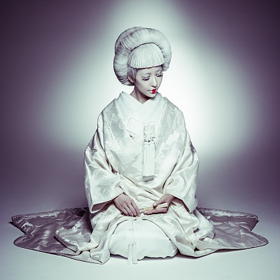 <em><strong>Serenity, 40 x 50, 52 x 70, 100 x 75, 150 x 112, 100 x 75, 52 x 70, 30 x 40, Bespoke Lightbox framing wih LED, Available in Acrylic mounted print</strong></em>, 