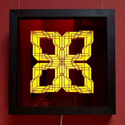 <em><strong>Pattern from SQR;4 x2 series v01, 2017, 45 x 45 x 8</strong></em>, 5cm Acrylic mirror and light Edition of 4<br/>